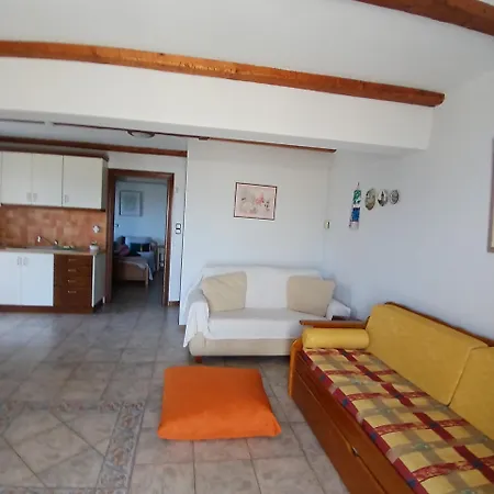 Margherita's Holidays * Agios Spyridon (Phocis)